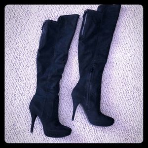 Guess OTK suede boots
